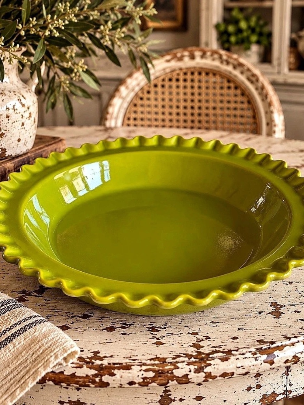 Chantal Ceramic Fluted Pie Dish 9 Inch Green